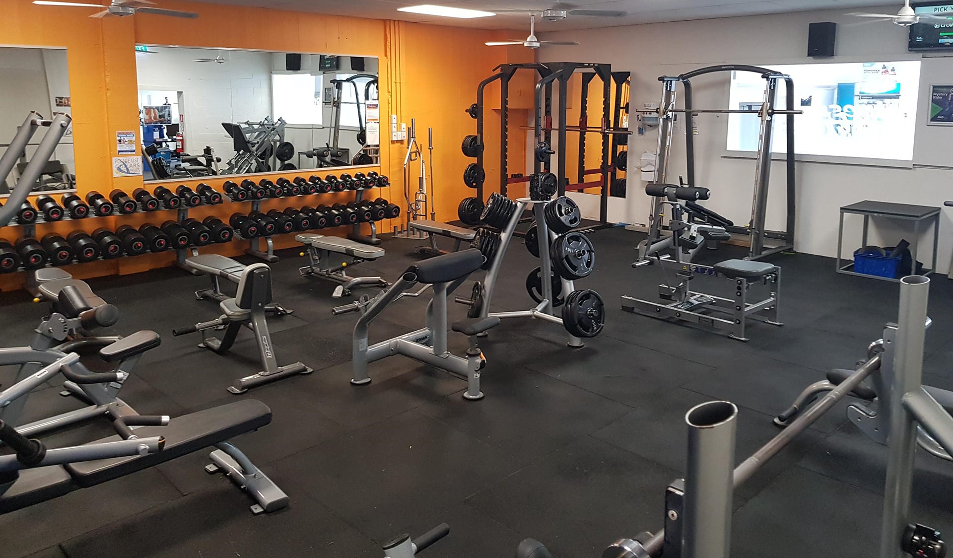 Advance Fitness 24/7 Gym Invercargill Weights Room